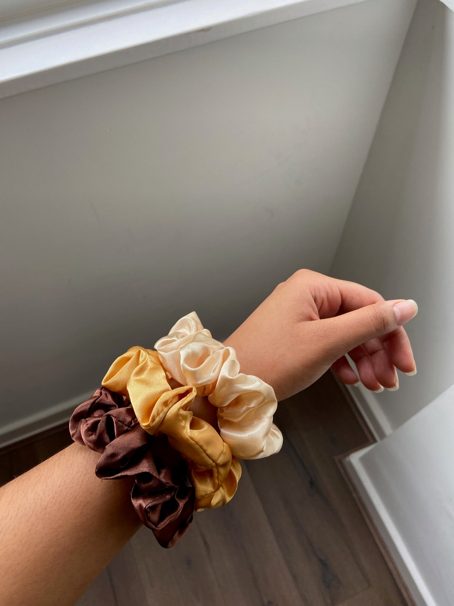 EXPRESSO SATIN SCRUNCHIES - PACK OF 3